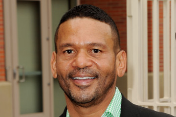 Benny Medina’s personal barber (J. Lo’s manager)